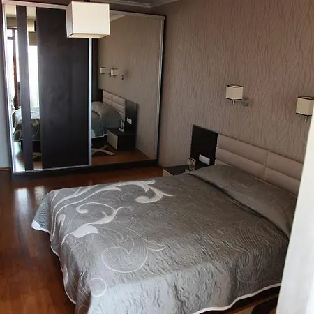 In St. Constantine And Helena Apartamento *